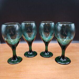 Libbey Teardrop Juniper Wine Glasses Green Vintage USA Clear Rim Set of 4